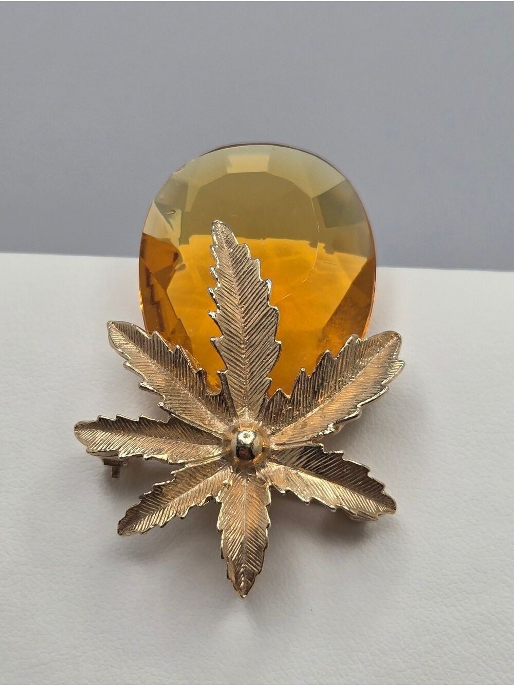 Vintage Sarah Coventry Autumn Haze Pineapple Brooch Pendant Amber Glass 1960s